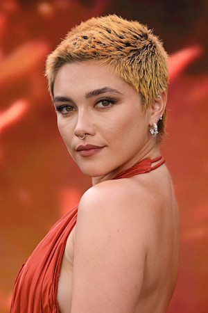 eComm Editorial HP - Compilations Carousel - Item 2 - Editors' Picks - Image - 14008382l