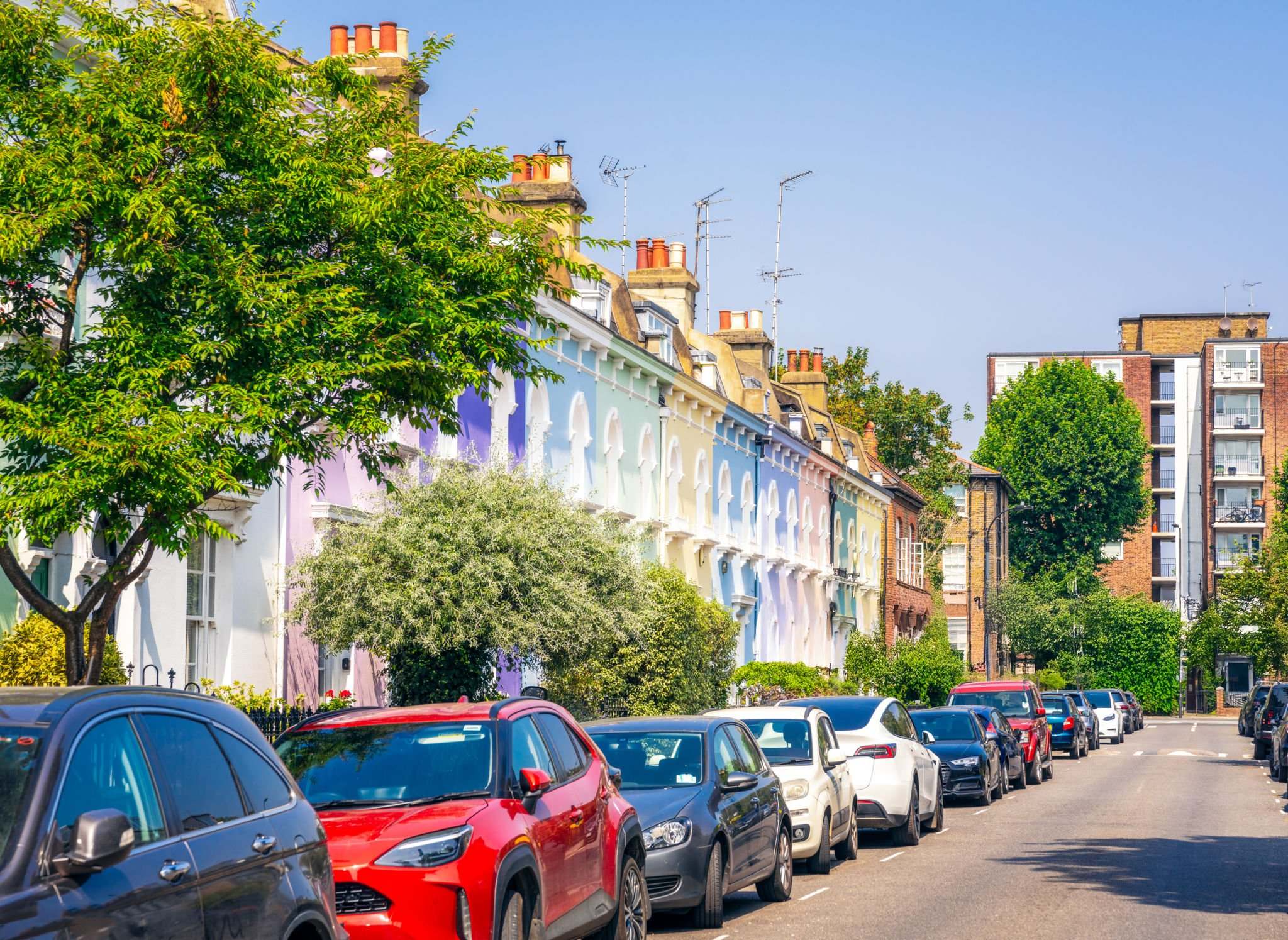 Summer Damp: Why It Still Happens in London Homes | Expert Guide