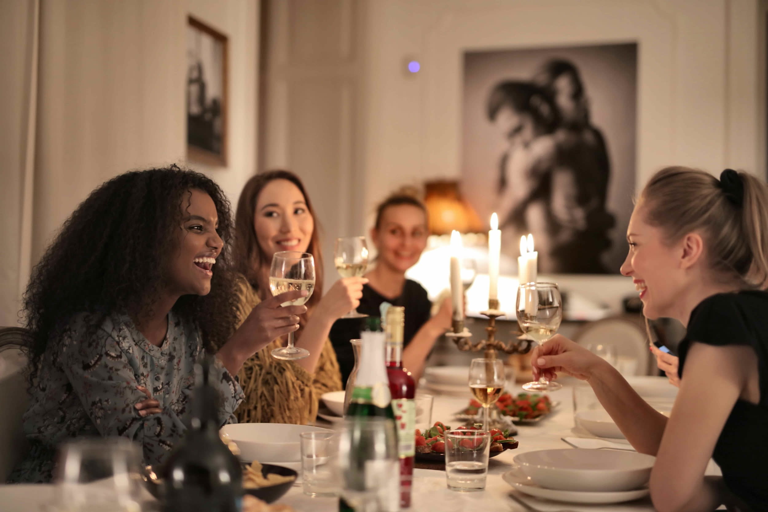 group of women discussing online wills and estate planning 