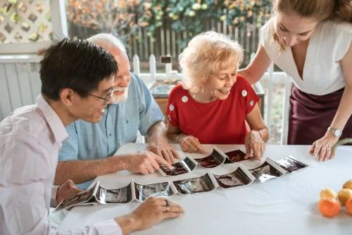 financial-wellness-for-parents-mobile