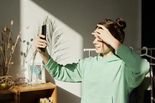 financial-wellness-for-students-mobile