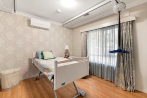 --Bedroom with single bed, air conditioner and large window--