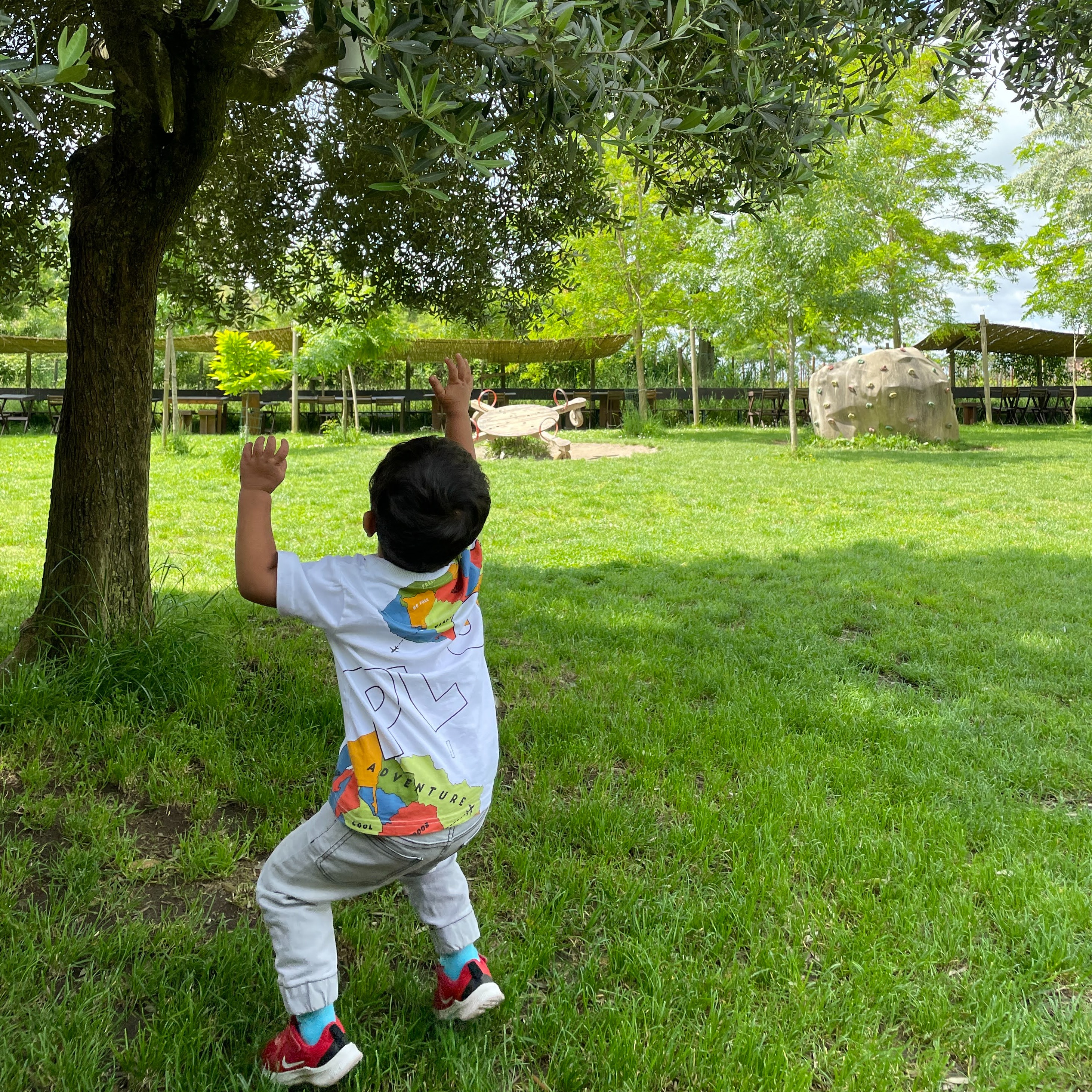 Play areas are fun...the only place where I mind my business while Mumma and Dadda grab a bite...