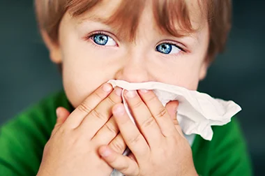 Instrukce pro rodiče jak naučit své děti smrkat.