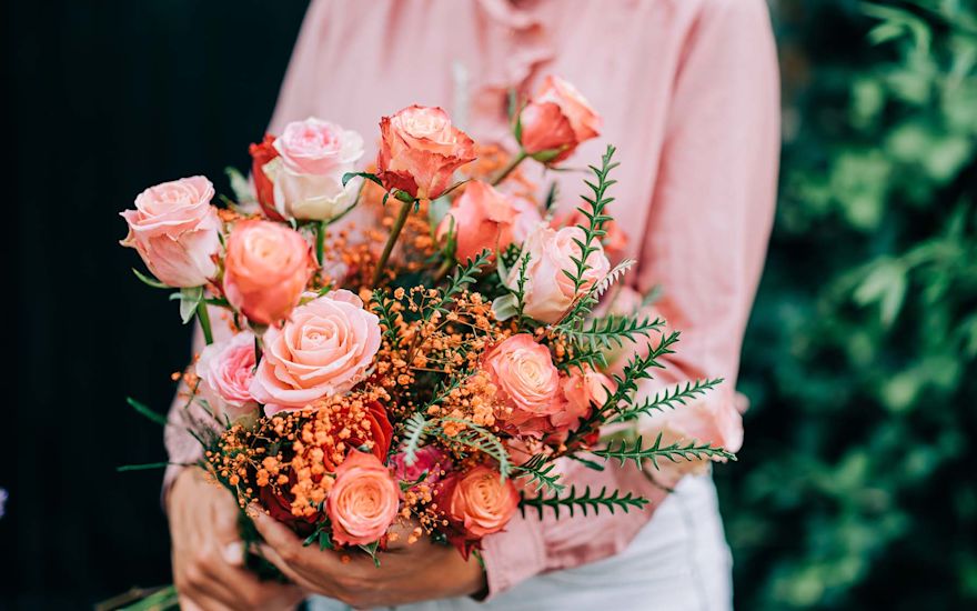 Boeket rozen roze oranje herfst B 1022 verkleind (17)