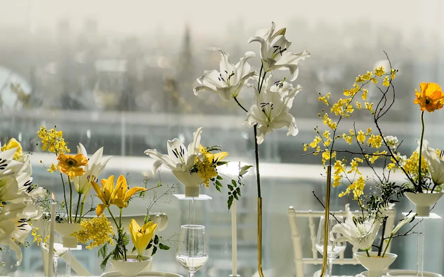 Van der Plas Wedding Lillies18.2