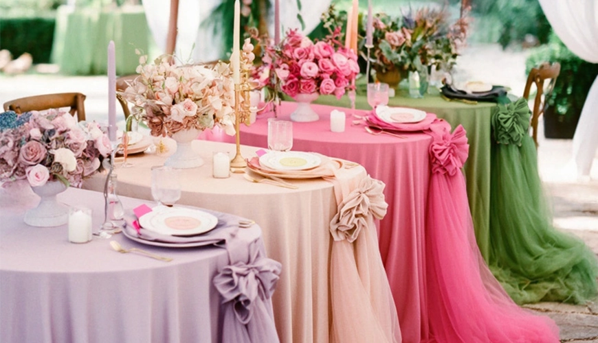Color blocking tables wedding