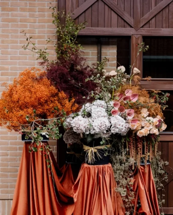 Spiced Elegance wedding theme list