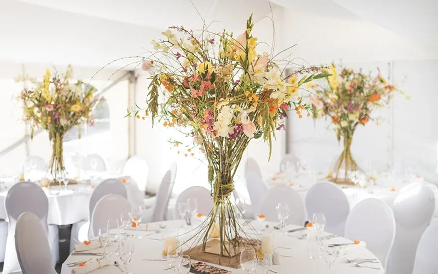 Bold Botanicals wedding flowers table