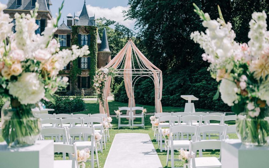 Nude Colour Wedding Flowers