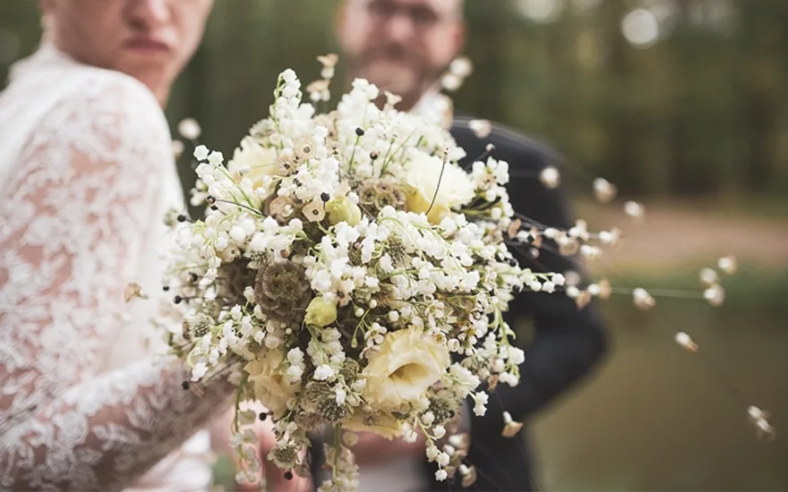 Bold Botanicals wedding bouqet