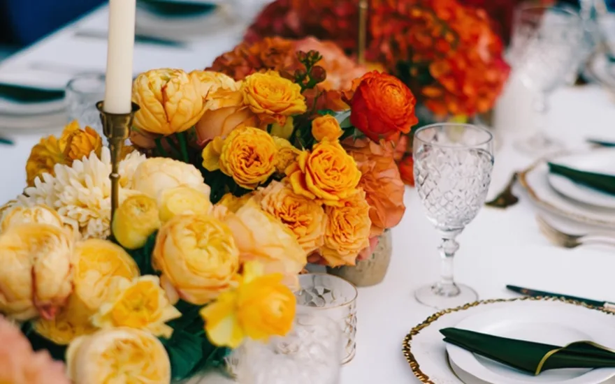 Color blocking flowers