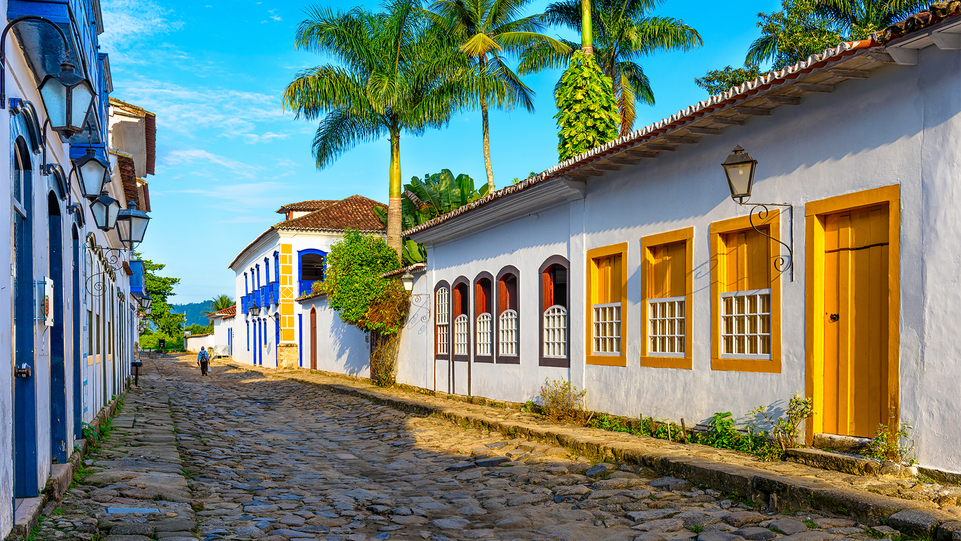 paraty-street-brazil-swiper-hero-gallery