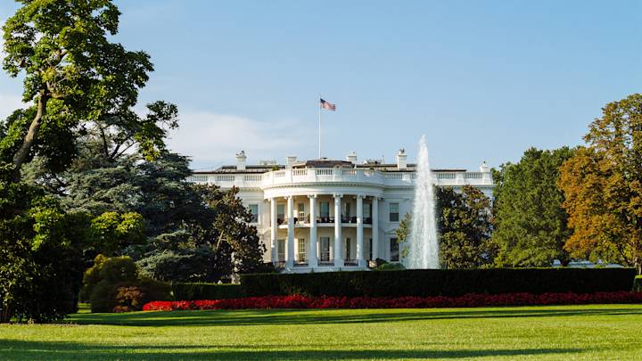 White-House-washington-dc-swiper-hero-gallery