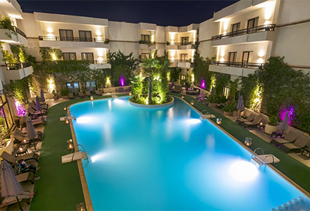 kech-boutique-hôtel-spa-hotel-pool-area