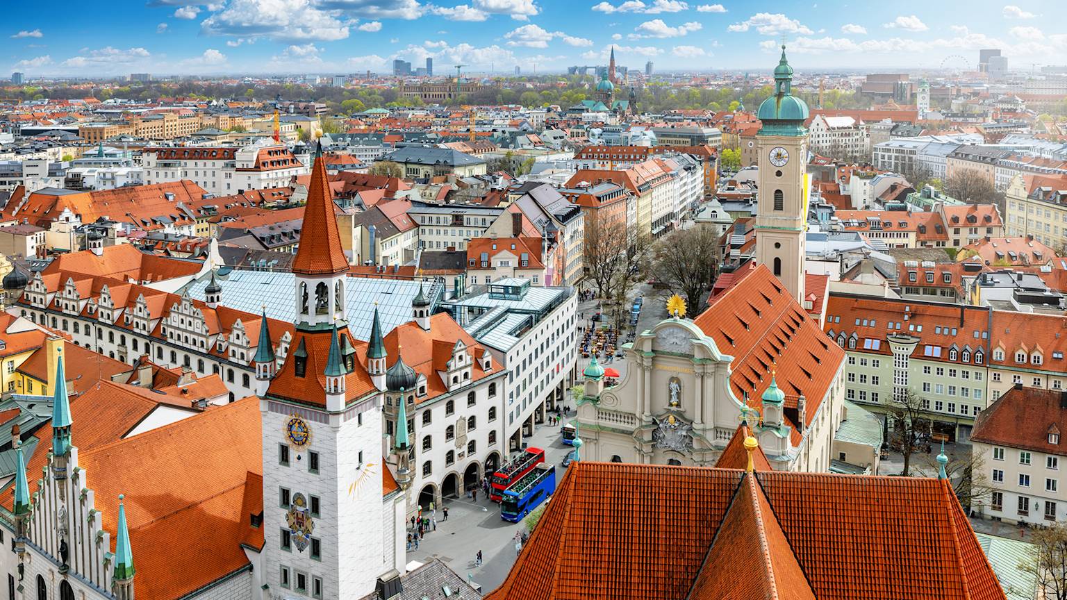 germany-munich-bavaria-aerial-townhall-skyline-swiper-hero-gallery