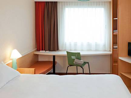 Zaragoza-ibis-zaragoza-centro-room