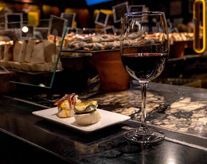 granada-local-food-wine-evening-optional-excursion
