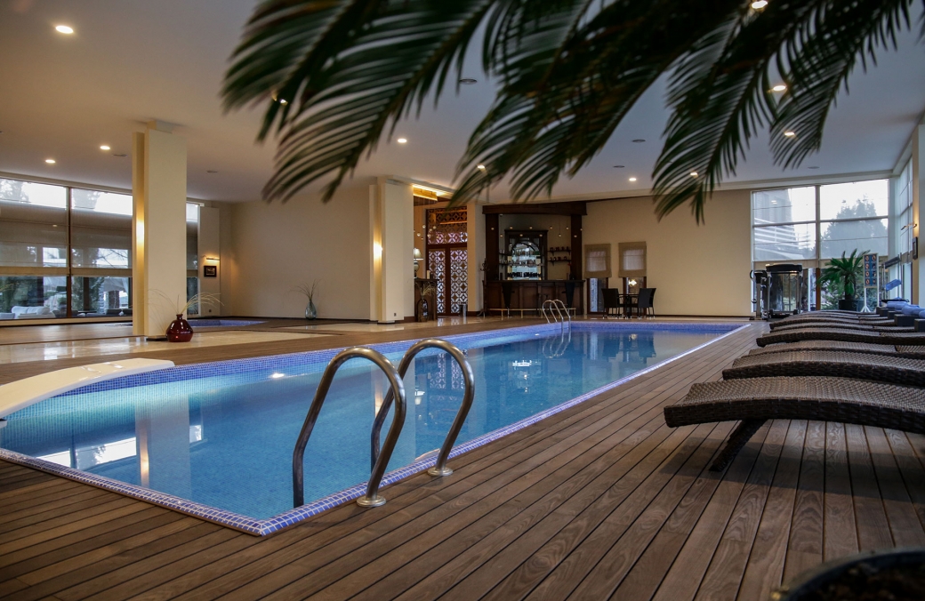 ambasadori-kachreti-pool