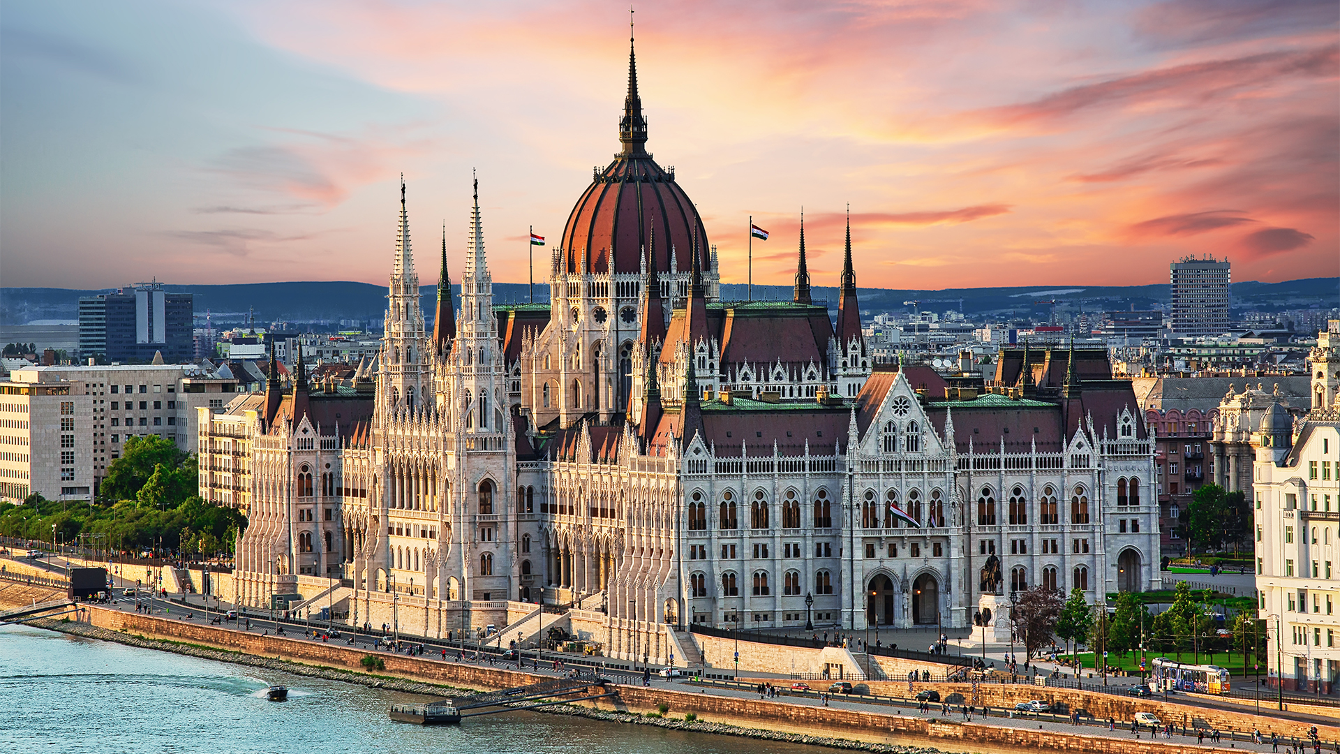 budapest-hungary-parliament-sunset-river-swiper-hero-gallery