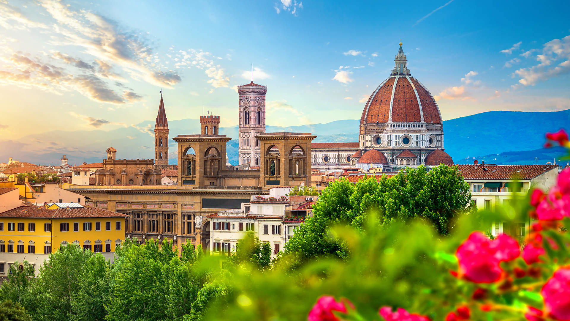 italy-florence-view-cathedrale-st-mary-of-flowers-swiper-hero-gallery