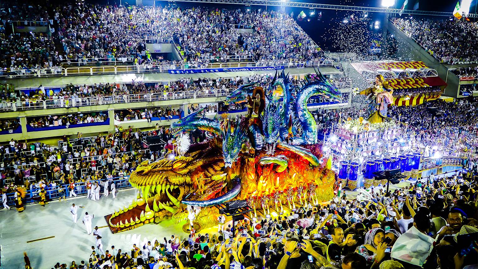 Rio-Carnival-parade-swiper-hero-gallery