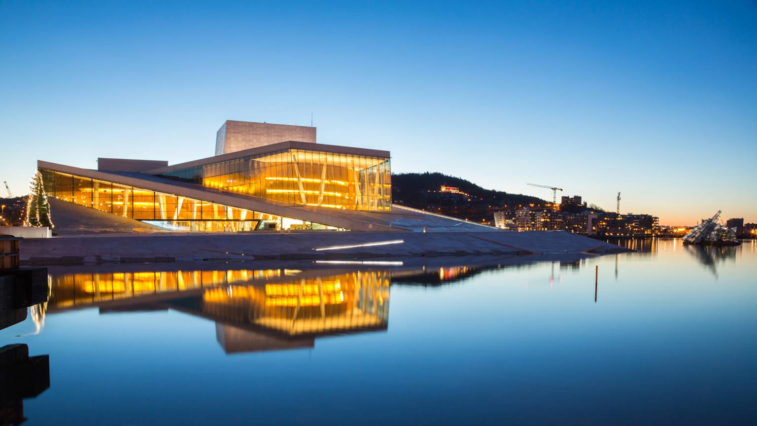 EN-Oslo-Opera-House