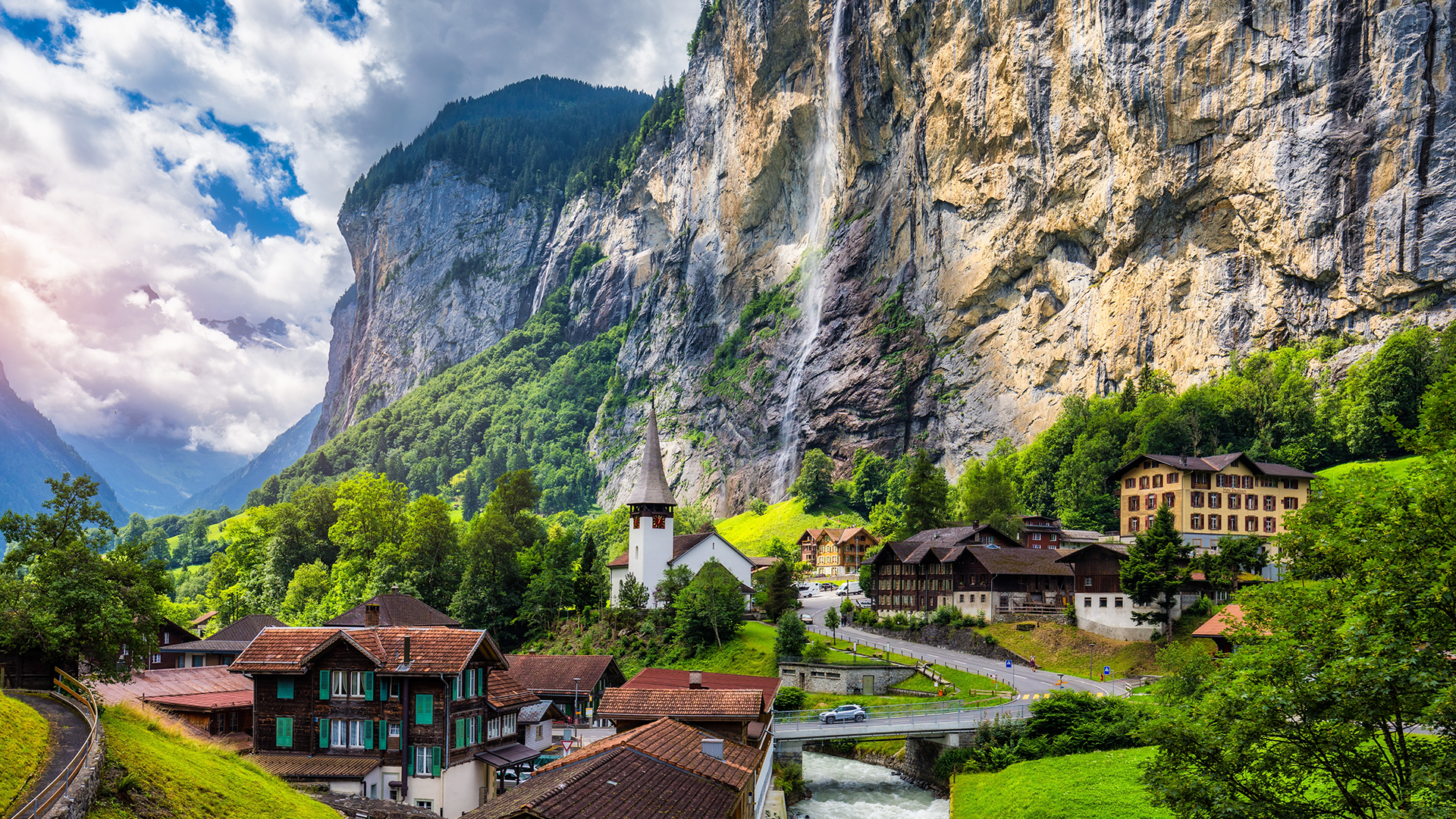 lauterbrunnen-switzerland-swiss-village-waterfall
