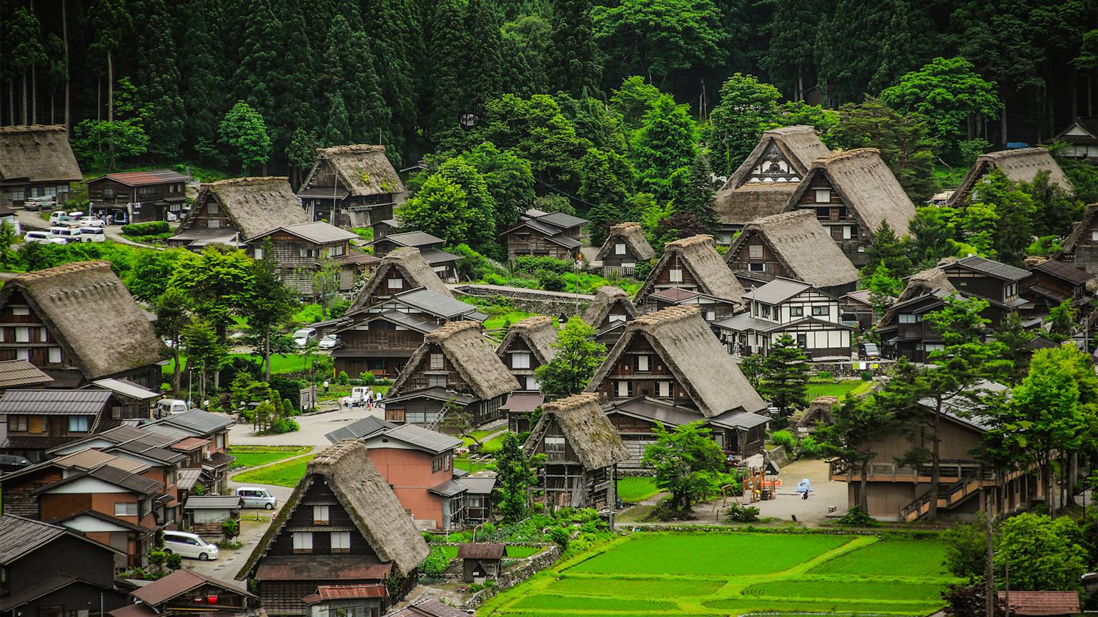 Shirakawa-go-village-Japan
