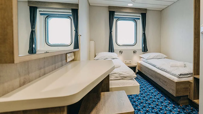 dfds-ferry-lithuania-to-sweden-cabin