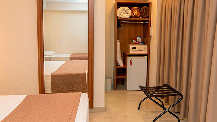 hotel-del-rey-fozdo-iguazu-brazil-room