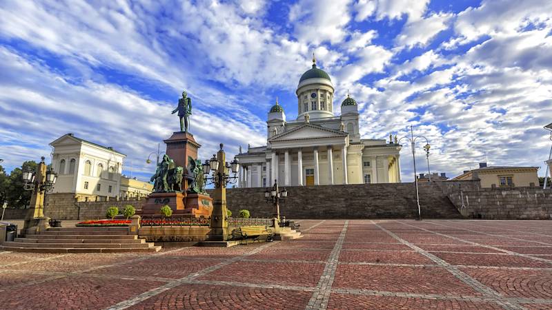 finland-country-listing-page-senate-square