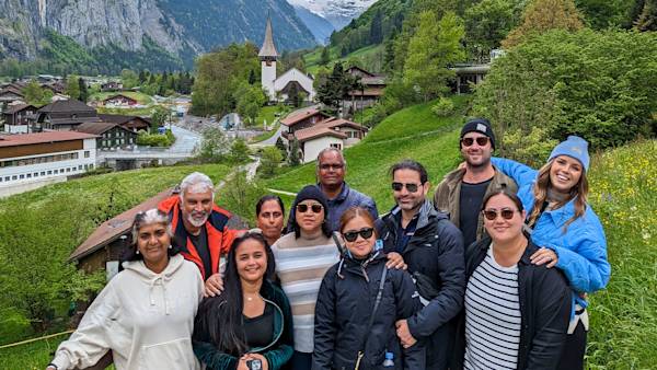 travel-chasers-guided-group-tours-classic-lauterbrunnen-switzerland