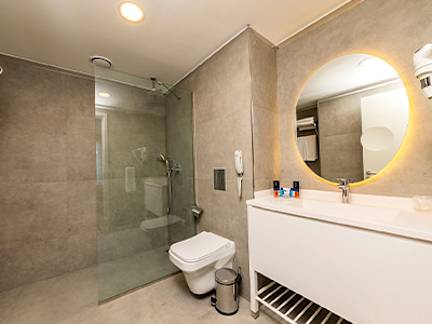 csk-the-halich-port-istanbul-bathroom