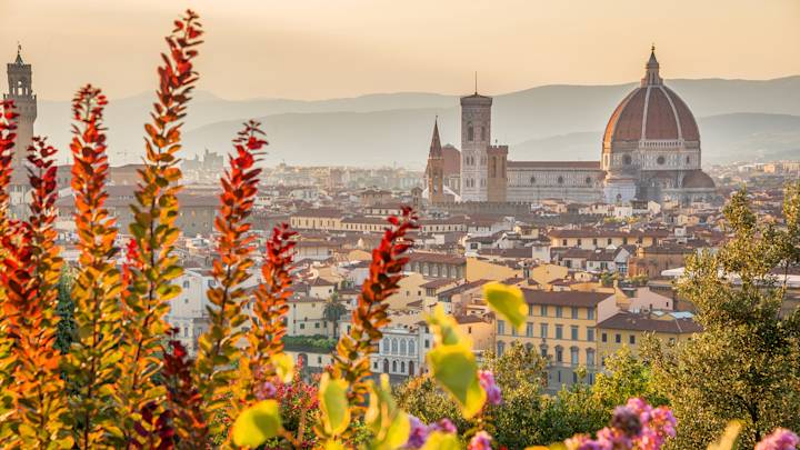 aerial-view-florence-basilica-santa-maria-del-fiore-tuscany-italy-swiper-hero-gallery
