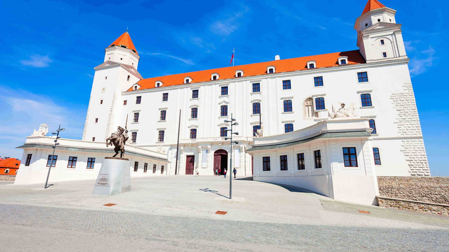 bratislava-castle-eastern-christmas-and-new-year-highlights-day-8