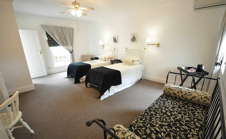 Tsitsikamma-Village-Inn-room