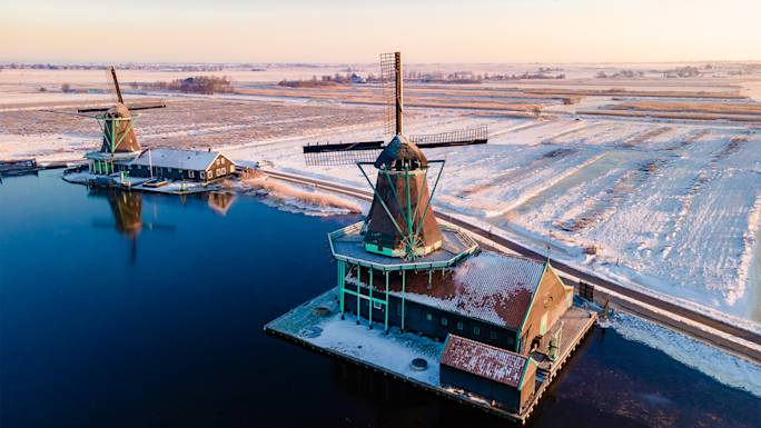 visit-zaanse-schans-winter-experience