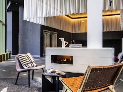 tribe-amsterdam-city-lobby