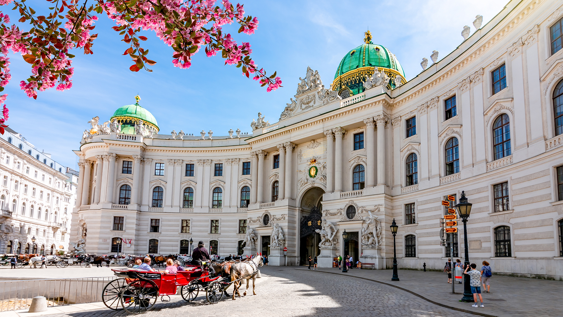 Vienna-Hofburg-palace-on-St-Michael-swiper-hero-gallery