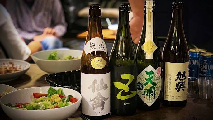 enjoy-a-farewell-dinner-in-tokyo-experience