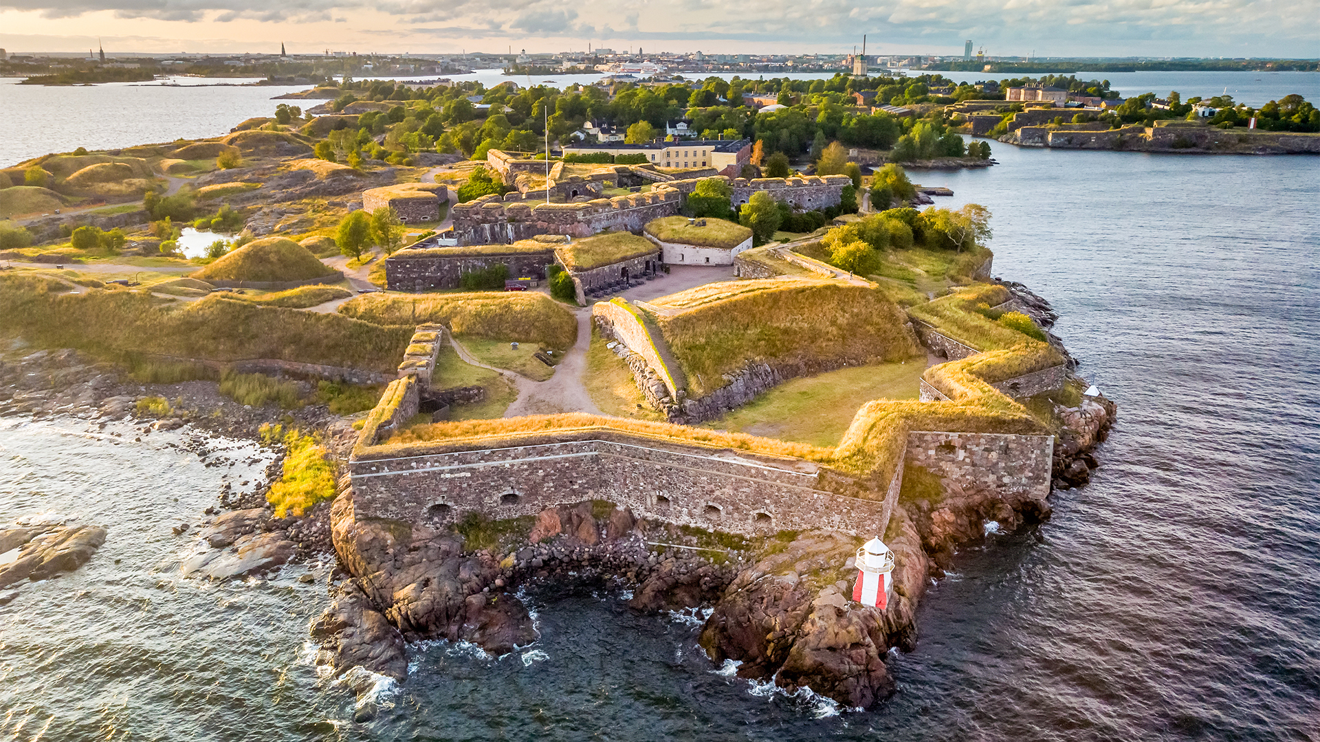 helsinki-heritage-suomenlinna-secrets-optional-excursion