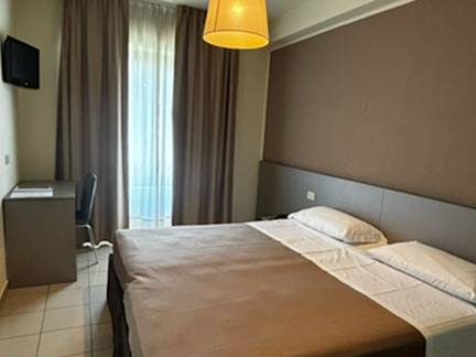 casa-leonori-twin-hotel-room