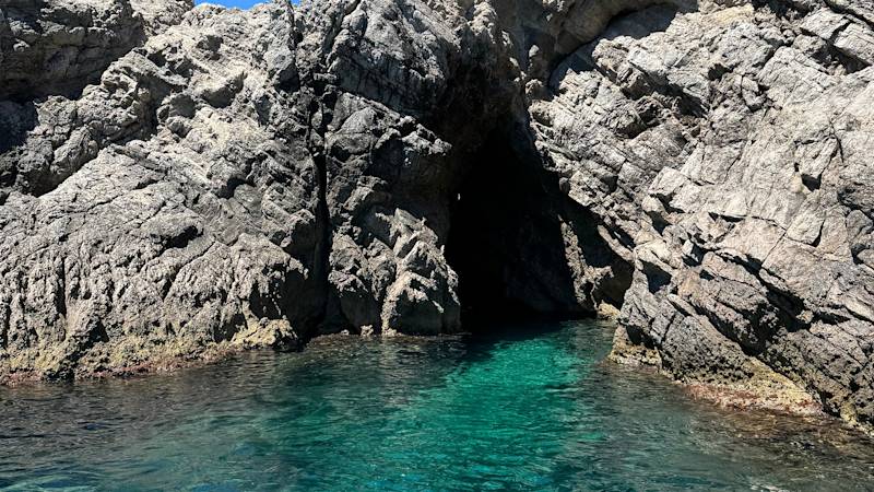croatia-country-listing-page-blue-cave-dubrovnik