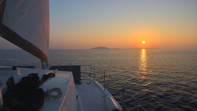 quepos-sunset-catamaran-optional-excursion