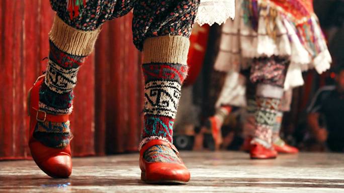 traditional-turkish-folklore-folk-dancing-turkey