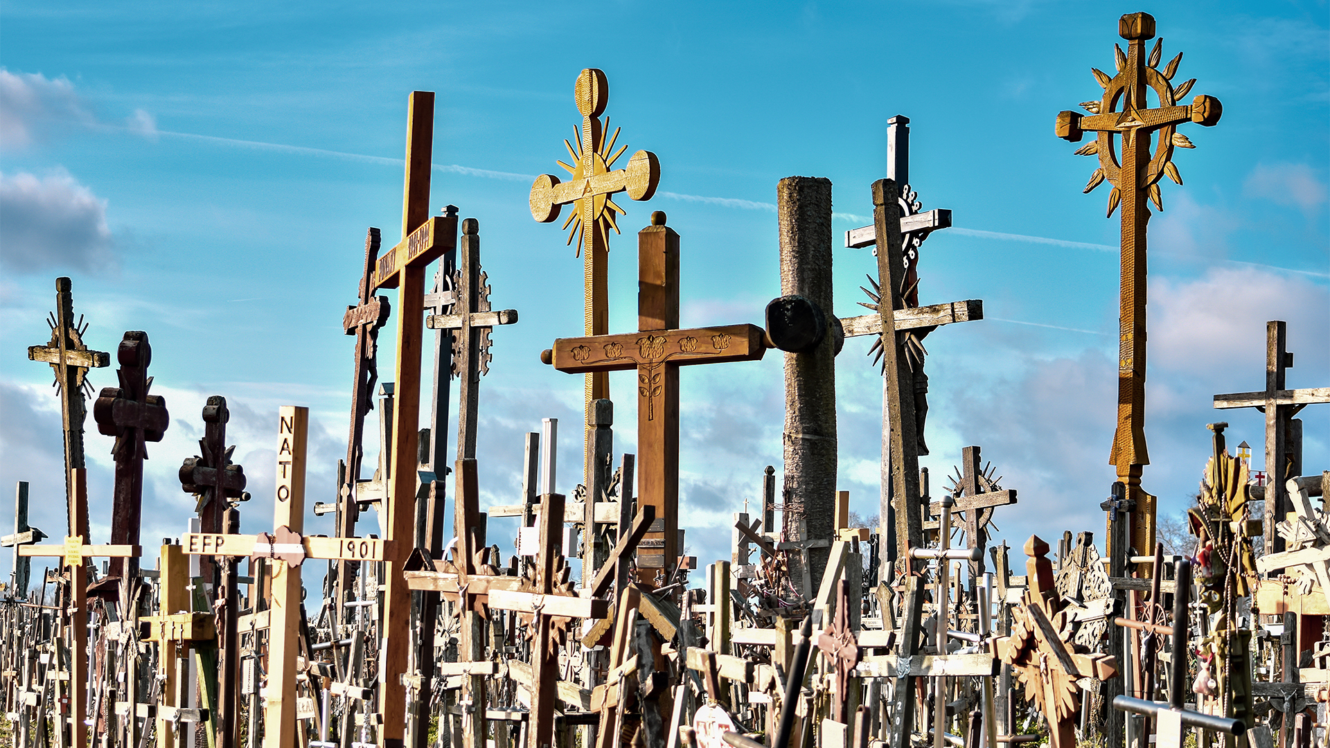 Hill-of-the-Cross-Lithuania-crosses-swiper-hero-gallery