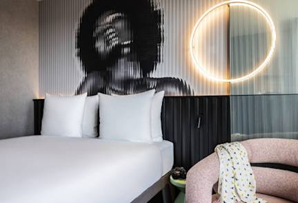 tribe-amsterdam-city-room