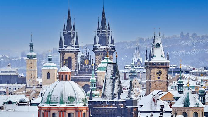 prague-guided-walking-tour-winter-experience