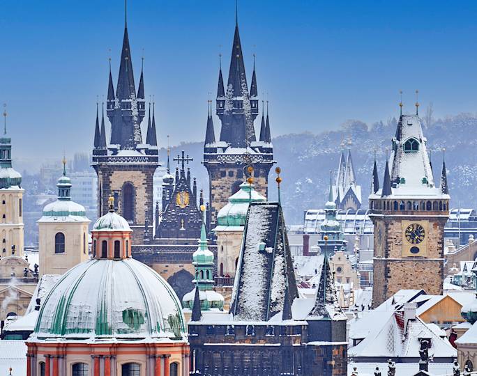 prague-guided-walking-tour-winter-experience